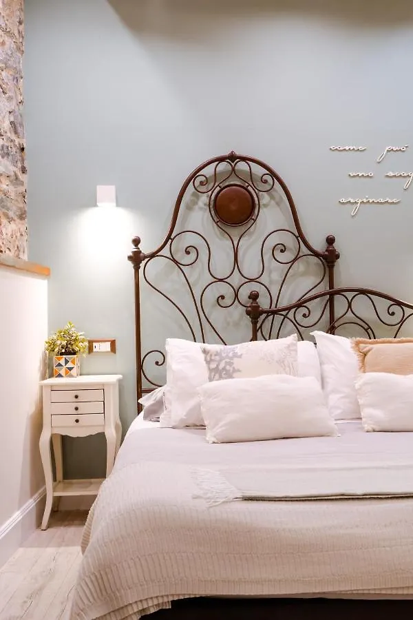 Guest house Le 5 Terre La Spezia Hotel