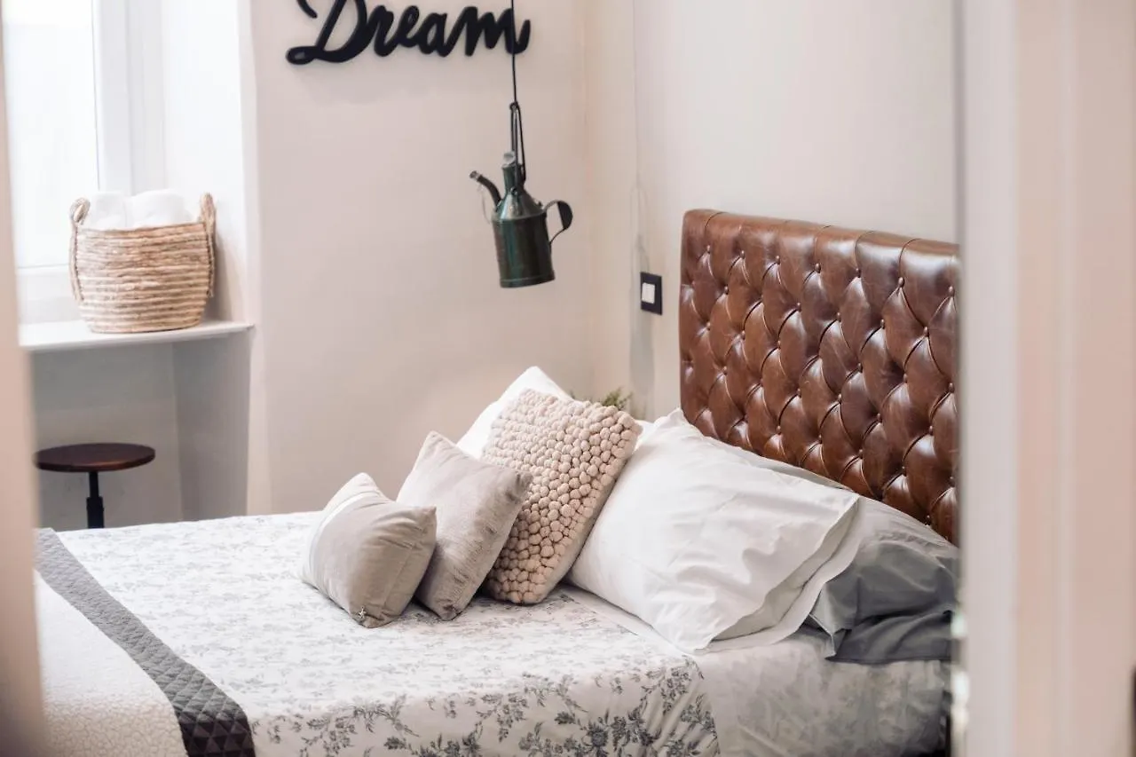 Guest house Le 5 Terre La Spezia Hotel